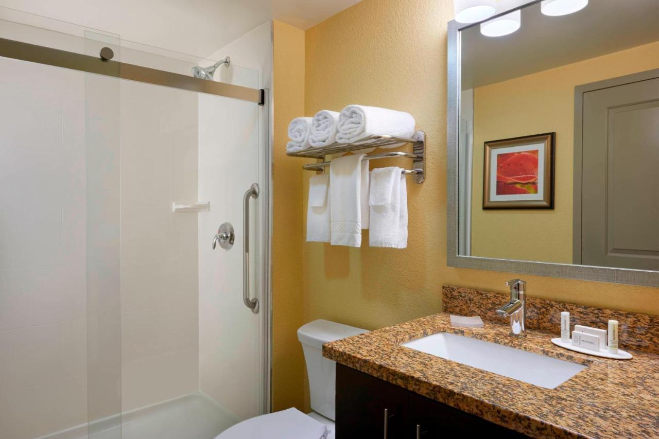 Towneplace Suites By Marriott Thunder Bay Exterior photo